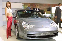 【新型ポルシェ『911タルガ』に乗った】想像もつかないモデルに生まれ変わった 画像
