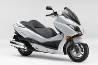 ホンダ フォルツァ にエントリーグレードXを追加 画像
