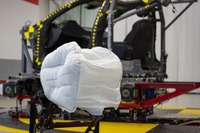 ホンダ、次世代助手席エアバッグ開発…2020年から市販車に搭載へ 画像