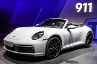 ポルシェ 911 新型に「カレラ4」、4WDのベースグレード…フランクフルトモーターショー2019で発表 画像