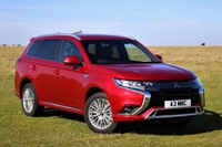 三菱 アウトランダーPHEV、2020年モデルを欧州発表 画像