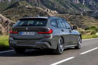 BMW 3シリーズ・ツーリング 新型発売、収納力と機能性向上 価格は494万円から 画像