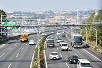 高速道路は日付変更前に料金所入り口を通過すれば8%…あすから消費税10%［新聞ウオッチ］ 画像