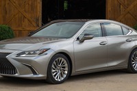 レクサス米国販売、ES と UX が好調 2019年1-9月 画像