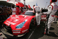 【SUPER GT 第1戦】写真蔵…決勝スタート前グリッド 画像