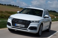 アウディ Q5 新型に新世代PHV、燃費は50km/リットル…欧州発売 画像