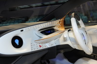 トヨタ『LQ』、JOLEDとデンソー共同開発の有機ELディスプレイを搭載…東京モーターショー2019出品予定 画像