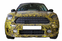 MINIクロスオーバー、改良モデルは“顔”が大きく変わる!? デビューは2020年 画像