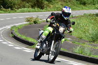 【カワサキ KLX230 試乗】よくぞ出してくれた!ナンバー付き“正統派”オフ車…青木タカオ 画像