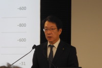 三菱自動車 加藤CEO「もう一段踏み込んで改革をする」…通期業績予想を大幅に下方修正 画像