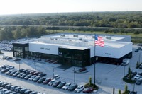 米マツダ、新CI販売店が100店舗に…2021年までに300拠点に拡大へ 画像