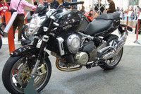 【東京モーターサイクルショー08】アプリリア、シーケンシャル7速AT車を発売へ 画像