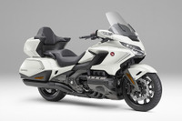 ホンダ ゴールドウイング、2020年モデル発売へ 快適性や使い勝手を向上 画像