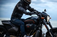 新しいマシンとジャケットで走り出せ!! いま狙い目はハーレー・ソフテイル【SOFTAIL “REV UP” CAMPAIGN】 画像