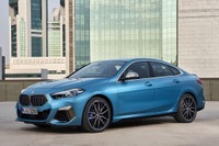 BMW 2シリーズ グランクーペ に最強の「M235i」、ロサンゼルスモーターショー2019で発表へ 画像