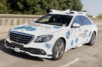メルセデスベンツ、自動運転車によるライドシェアの実証実験を開始 画像