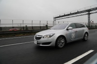 ZFの先進技術を乗って検証! レベル2+自動運転や周波数感応式ダンパーを体感 画像