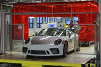 991型 ポルシェ 911 生産終了…最終モデル「スピードスター」ラインオフ 画像