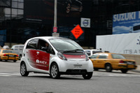 【ニューヨークモーターショー08】三菱 i MiEV…北米導入決定は1年後? 画像