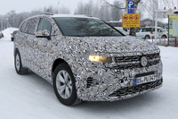 全長5.1m超!VW史上最大のクロスオーバーSUV『SMV』をスクープ 画像