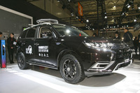 災害時に活躍、衛星通信可能な『アウトランダーPHEV 特務機関NERV仕様』…東京オートサロン2020 画像