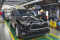 トヨタ、北米の生産体制を再編へ…SUVの生産効率向上目指す 画像