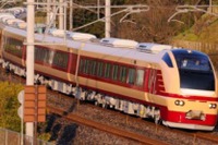 奥羽、羽越本線におよそ6年ぶりの夜行列車…国鉄色の臨時特急『鳥海』 6月13・14日 画像