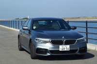 【BMW 5シリーズ 1500km試乗】高速サルーンの標準形、シャシー性能は“ものすごい”［前編］ 画像