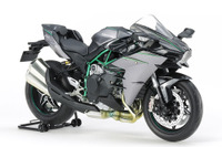 タミヤ、「カワサキ Ninja H2 CARBON」1/12スケールモデル発売へ 画像