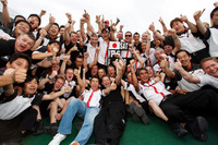 【スーパーアグリF1撤退】鈴木代表、ホンダに感謝のいっぽうフライに不快感 画像
