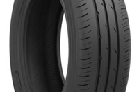 トヨタ ヤリス 新型、トーヨータイヤ NANOENERGY J65 を新車装着 画像