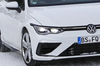 VW ゴルフ 最強の新型「R」は333馬力へ…偽装なしの完全スクープ! 画像