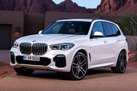 BMW X5 と X6 新型に48Vマイルドハイブリッド、5月に欧州発売へ 画像