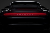 ポルシェ 911 新型にトップグレード、「ターボ」か 3月3日発表へ 画像