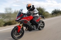 【BMW F900XR 海外試乗】アドベンチャーのDNAを持つ快適スポーツツアラー…佐川健太郎 画像