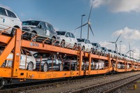 ボルボカーズ、新車の鉄道輸送でCO2排出量を大幅に削減…最大75% 画像