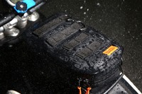 取り外し2秒、防水タンクバッグ発売 ドッペルギャンガー 画像
