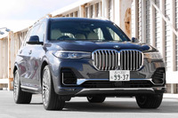 【BMW X7 新型試乗】「駆け抜ける歓び」とは対極の走り?…中村孝仁 画像