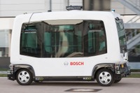 ボッシュ、無人シャトルによる自動運転の走行テストに成功…システム障害でも走行可能 画像