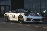 ポルシェ 911 先代の最終モデル「スピードスター」がオークションに…新型コロナによる失業者を支援 画像