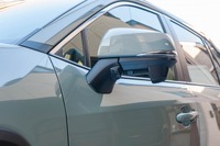 RAV4 新型用サイドカメラキット発売、左折や縦列駐車で威力を発揮 データシステム 画像