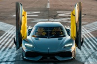 ケーニグセグ初の4シーター、『ジェメラ』…MAX400km/hスーパーカーの新画像 画像