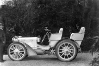 「メルセデス」の名前のつく車が走り出して120年 画像