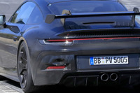 これが新ダックネックウィングだ!極上ポルシェ「911 GT3」新型、ニュルに再び 画像