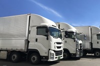 国交省、トラック運送業の標準的な運賃を告示 労働環境改善の原資に 画像