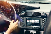 ポルシェの旧型車、Apple「CarPlay」が利用可能に…後付けコネクトを欧州発表 画像