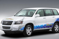 トヨタ、新型燃料電池車 FCHV-adv を開発 画像