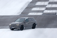 BMWの新型エレクトリックSUV「iNext」市販型は「i5」で決定? 発表時期は未定 画像