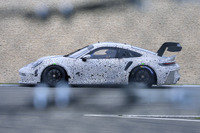ポルシェ『911 GT3 R』新型、ニュル王者復活へ初のテストラン! 画像