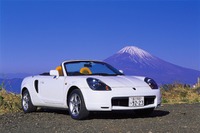 【e燃費 特別ランキング】ミッドシップスポーツカー(軽除く)のe燃費「トップ5」 画像